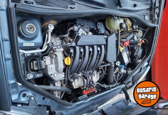 Utilitarios - Renault Kangoo Confort 1PLC 2018 GNC 145000Km - En Venta