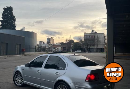Autos - Volkswagen Bora 1.8 turbo 2009 Nafta 172000Km - En Venta