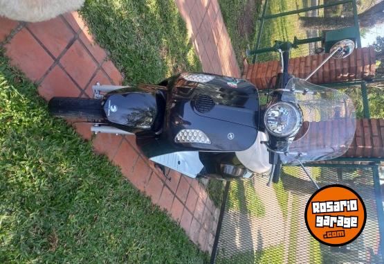 Motos - Motomel 2023 strato euro 2023 Nafta 102802Km - En Venta