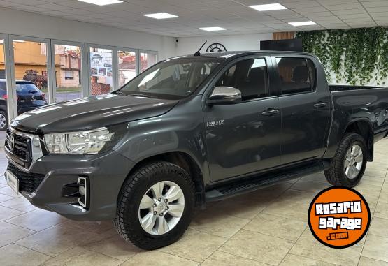 Camionetas - Toyota HILUX SRV 2019 Diesel 124594Km - En Venta
