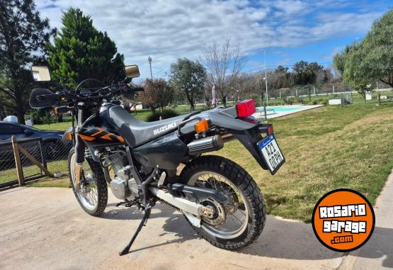 Motos - Suzuki Dr 640 2024 Nafta 2300Km - En Venta
