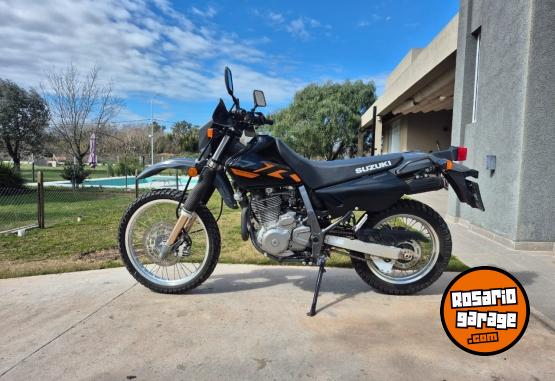 Motos - Suzuki Dr 640 2024 Nafta 2300Km - En Venta