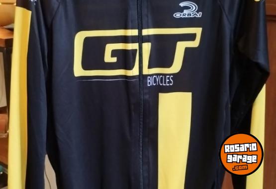 Indumentaria - Ropa de ciclismo para adultos y niños - En Venta