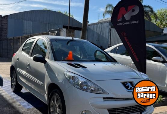 Autos - Peugeot 207 allure 2013 Nafta 81000Km - En Venta