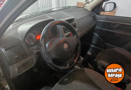 Autos - Fiat Siena Essence 1.6 2011 GNC 153000Km - En Venta