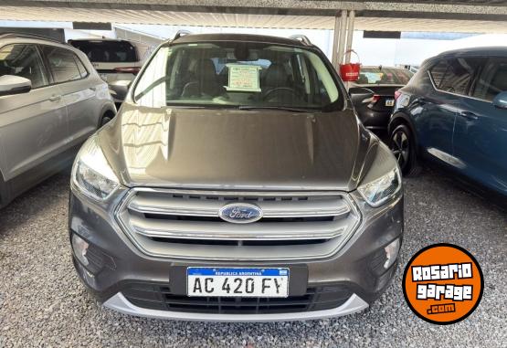 Autos - Ford KUGA SEL 2.0 ECOBOOST 2018 Nafta 81631Km - En Venta