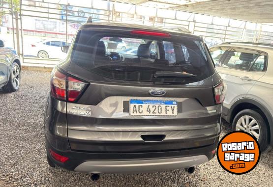 Autos - Ford KUGA SEL 2.0 ECOBOOST 2018 Nafta 81631Km - En Venta