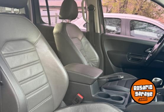 Camionetas - Volkswagen Amarok higline 2021 Diesel 151000Km - En Venta