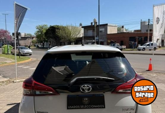 Autos - Toyota YARIS XLS PACK 1.5 2021 Nafta 56614Km - En Venta