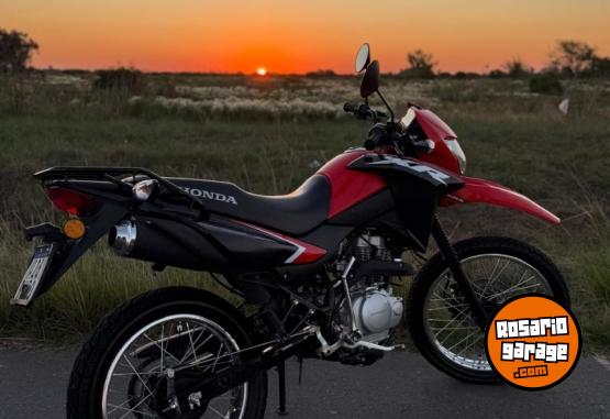 Motos - Honda XR 2025 Nafta 11000Km - En Venta