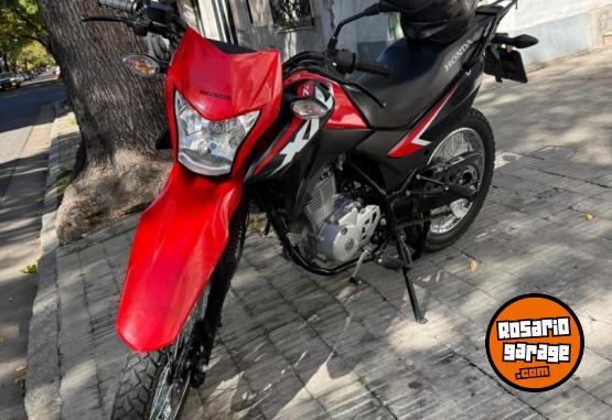 Motos - Honda XR 2025 Nafta 11000Km - En Venta