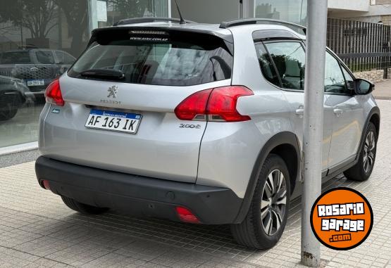 Autos - Peugeot 2008 FELINE MT 2022 Nafta 57000Km - En Venta