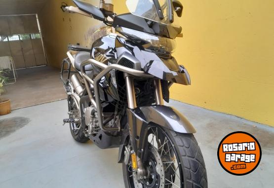 Motos - Zontes 310 t2 rayos 2022 Nafta 15700Km - En Venta