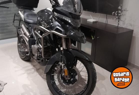 Motos - Zontes 310 t2 rayos 2022 Nafta 15700Km - En Venta