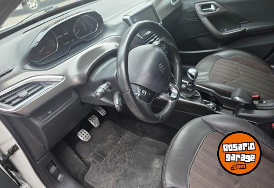 Autos - Peugeot 2008 2017 Nafta 60000Km - En Venta