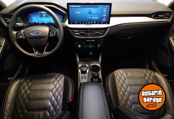 Autos - Ford KUGA PLATINUM 2.5L 2024 Electrico / Hibrido 19500Km - En Venta