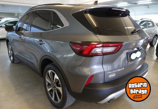 Autos - Ford KUGA PLATINUM 2.5L 2024 Electrico / Hibrido 19500Km - En Venta