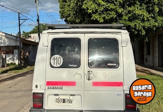 Utilitarios - Renault Trafic 1997 Diesel 600000Km - En Venta