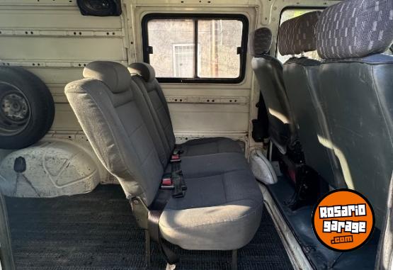 Utilitarios - Renault Trafic 1997 Diesel 600000Km - En Venta