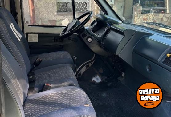 Utilitarios - Renault Trafic 1997 Diesel 600000Km - En Venta