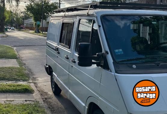 Utilitarios - Renault Trafic 1997 Diesel 600000Km - En Venta