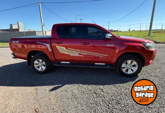 Camionetas - Toyota HILUX 2016 Diesel 135000Km - En Venta