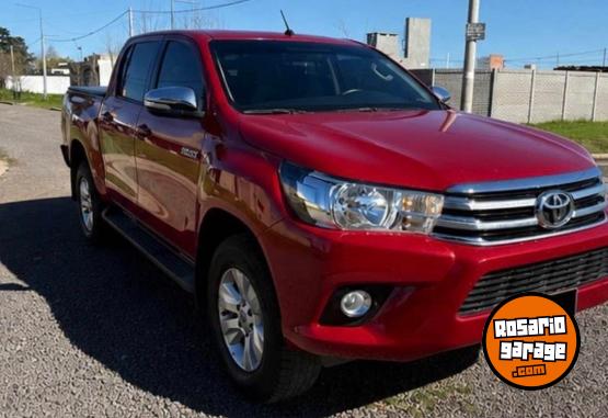 Camionetas - Toyota HILUX 2016 Diesel 135000Km - En Venta