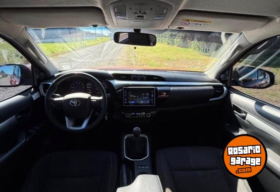 Camionetas - Toyota HILUX 2016 Diesel 135000Km - En Venta