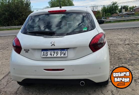 Autos - Peugeot 208 Feline 2017 Nafta 165068Km - En Venta