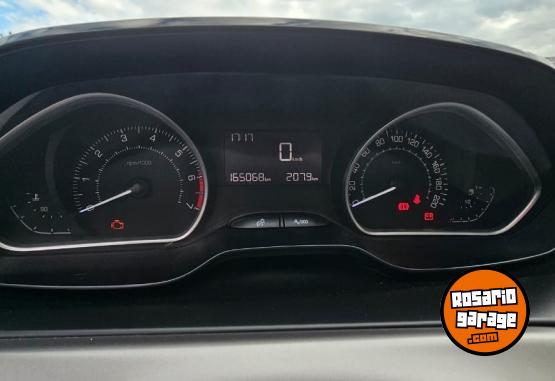 Autos - Peugeot 208 Feline 2017 Nafta 165068Km - En Venta