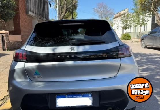 Autos - Peugeot 208 Feline 2022 Nafta 46000Km - En Venta