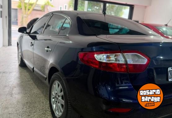 Autos - Renault Fluence dinamique 2011 Nafta 120000Km - En Venta