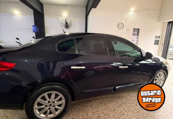 Autos - Renault Fluence dinamique 2011 Nafta 120000Km - En Venta