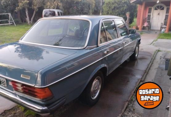 Clásicos - Mercedes Benz 250 w 123 automático - En Venta