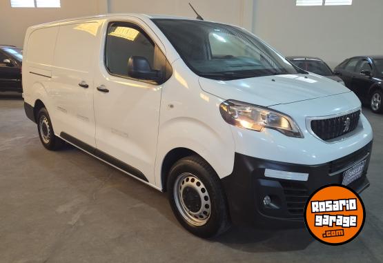 Utilitarios - Peugeot Expert furgon confort 2020 Diesel 120000Km - En Venta