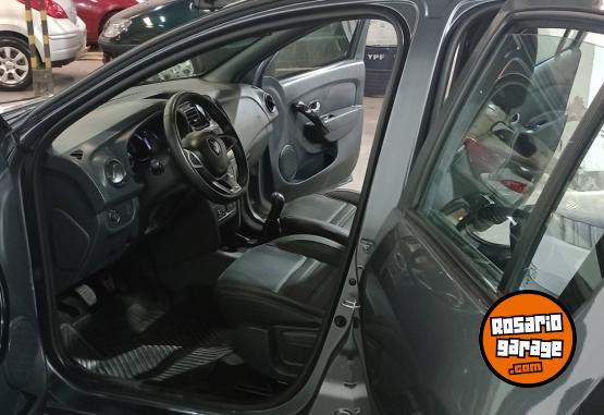 Autos - Renault LOGAN INTENS 1.6 2023 Nafta 64752Km - En Venta