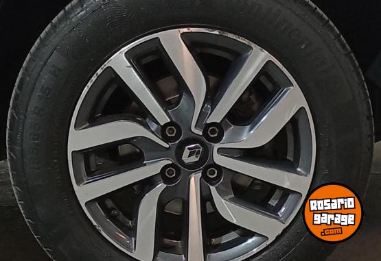 Autos - Renault LOGAN INTENS 1.6 2023 Nafta 64752Km - En Venta
