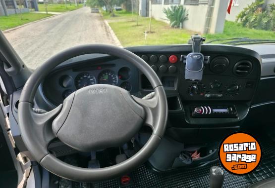 Camiones y Grúas - Iveco Daily 35c14 2010 - EXCELENTE ESTADO - En Venta