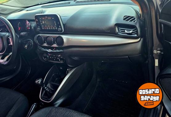 Autos - Fiat Cronos pack 1.3 2020 GNC 78000Km - En Venta