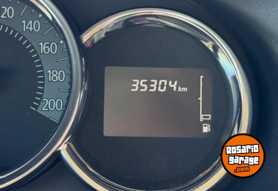 Utilitarios - Renault Kangoo 2024 Nafta 35000Km - En Venta