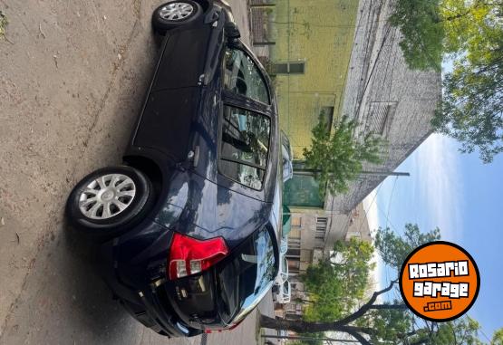 Autos - Renault Sandero 2011 Nafta 175000Km - En Venta