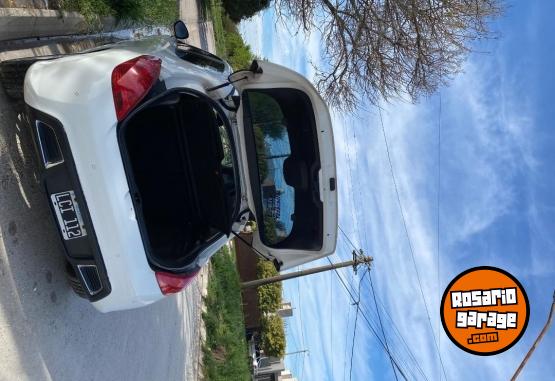 Autos - Peugeot Lr 308 HDI 2012 Diesel 150000Km - En Venta