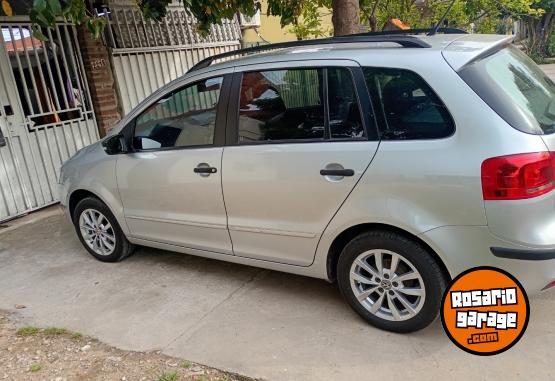 Autos - Volkswagen SURAN 2012 Nafta 1111Km - En Venta