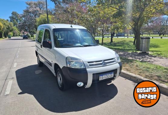 Utilitarios - Citroen Berlingo partner kangoo f 2016 Diesel 149500Km - En Venta