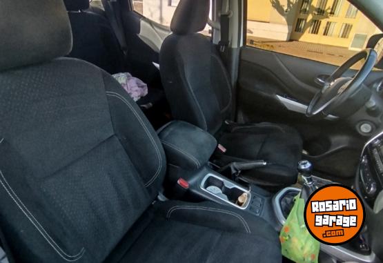 Camionetas - Nissan Frontier xe 4x4 2017 Diesel 225000Km - En Venta