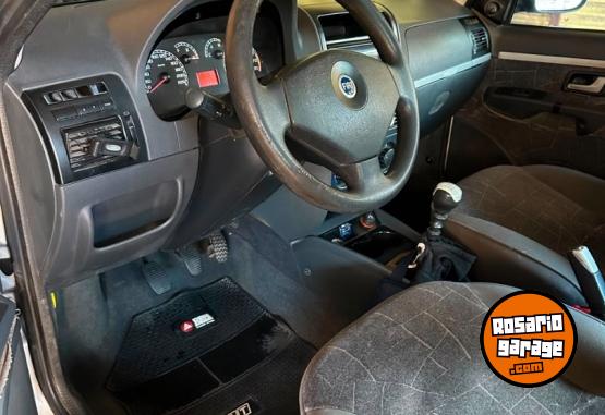 Autos - Fiat Palio 1.8 HLX 2006 Nafta 188000Km - En Venta