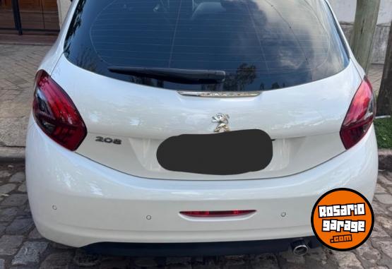 Autos - Peugeot 208 feline 2017 Nafta 49000Km - En Venta