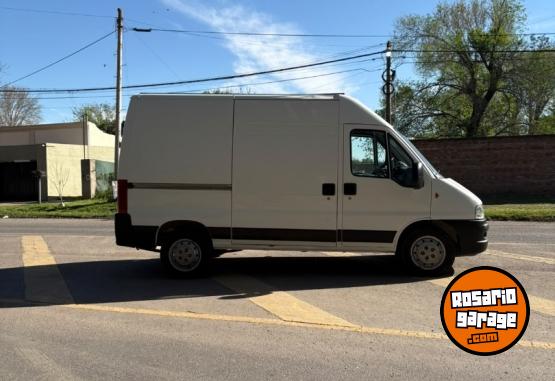 Utilitarios - Peugeot Boxer HDI 2.3 2017 Diesel 203000Km - En Venta
