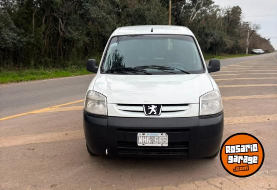 Utilitarios - Peugeot Partner 2013 GNC 186000Km - En Venta