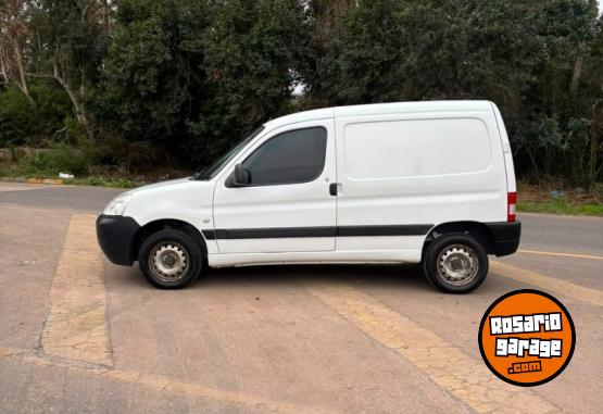 Utilitarios - Peugeot Partner 2013 GNC 186000Km - En Venta